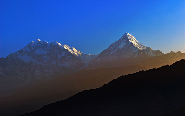 Himalaya sunrise // 8:5 // photo // 2023 // 2129 views