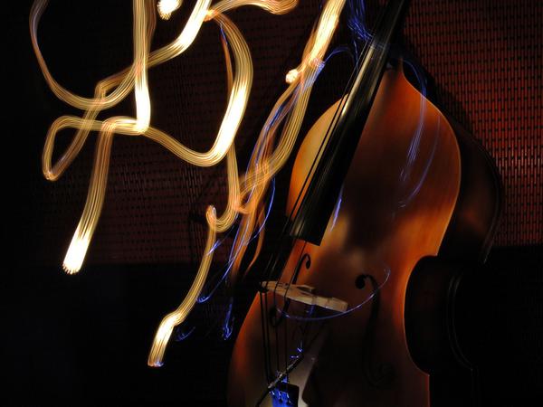 Bass burn // 60 x 40 cm // photo // 2013 // 11512 views