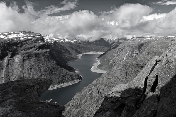 Funky fjord // 3:2 // photo // 2024 // 5401 views